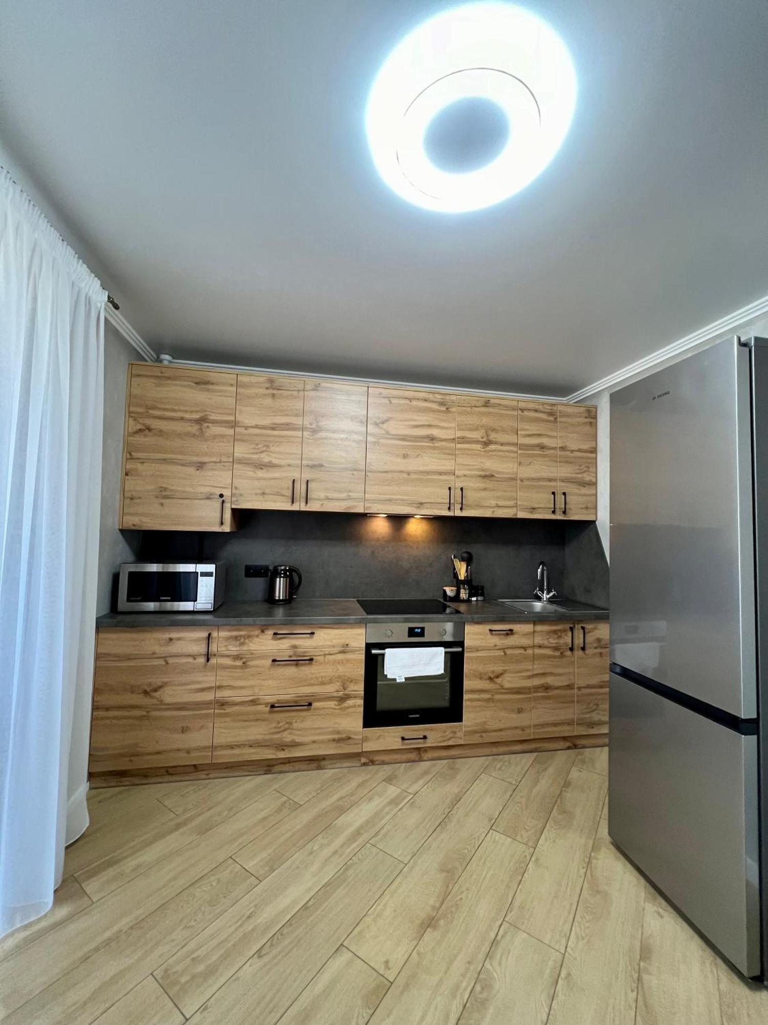 Затишна Квартира Біля Парку Центр Міста Ternopil Exterior photo